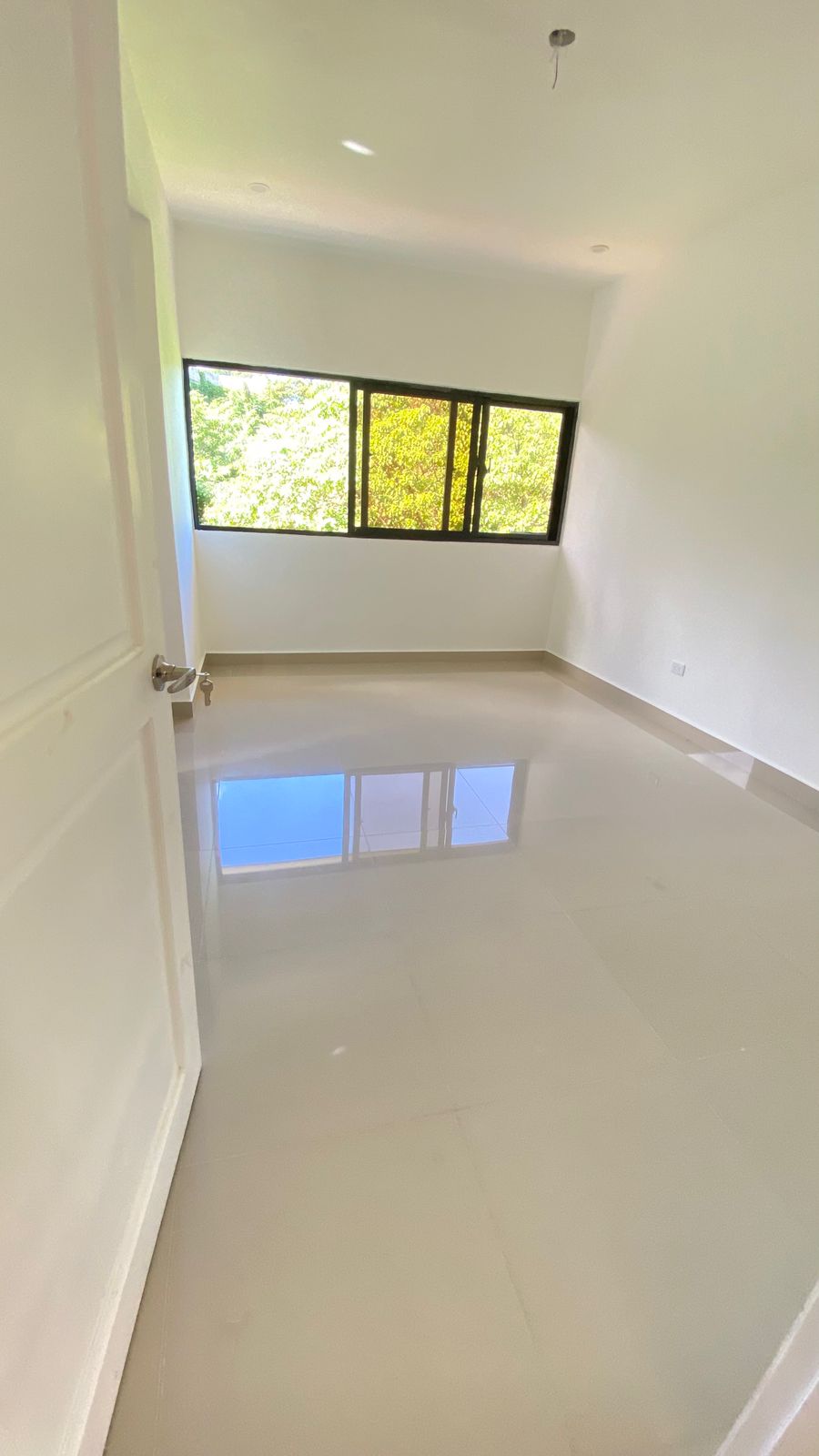 Brand-New Ocean View Penthouse for Long-Term Rent – Punta Popy Area