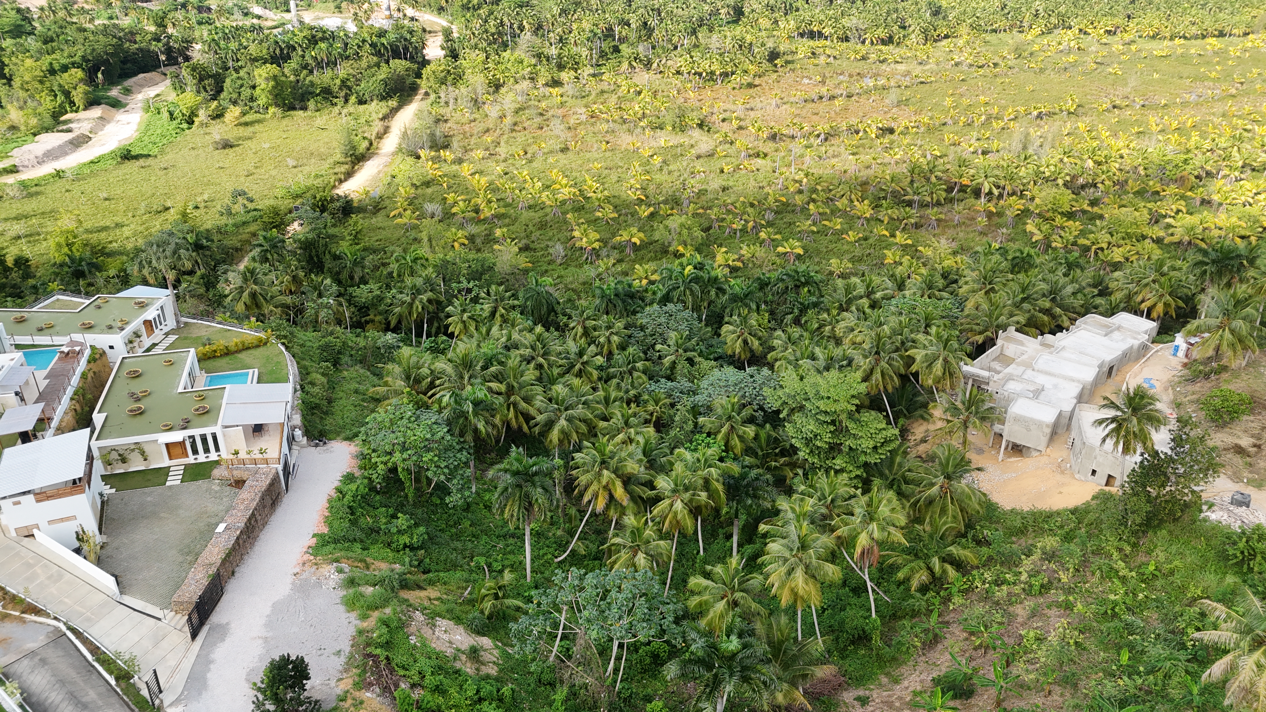 2,500 m² Lot — Spacious and private near Playa Portillo