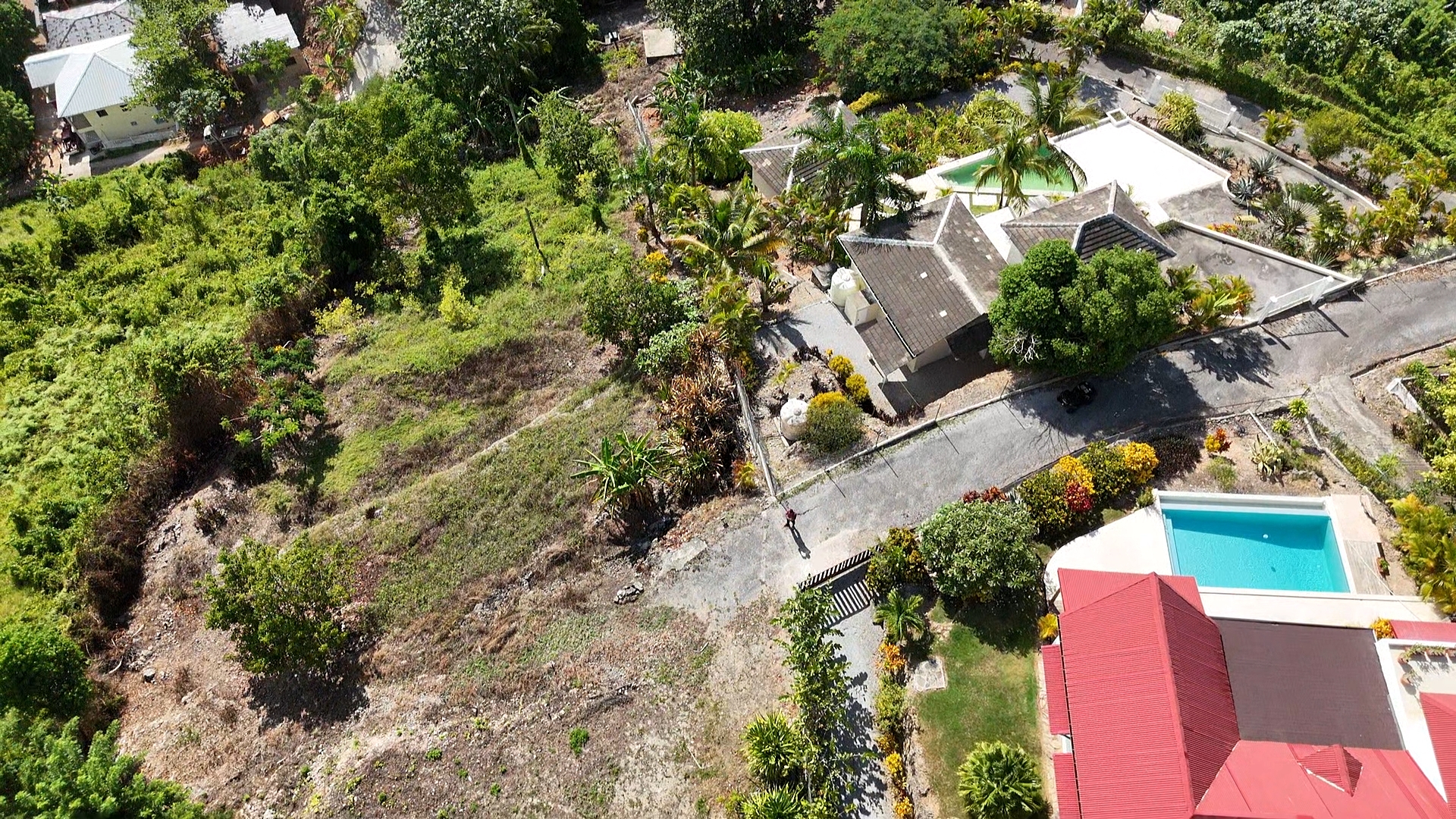 1,341 m² (14,433 sq ft) at only USD 84 per m².