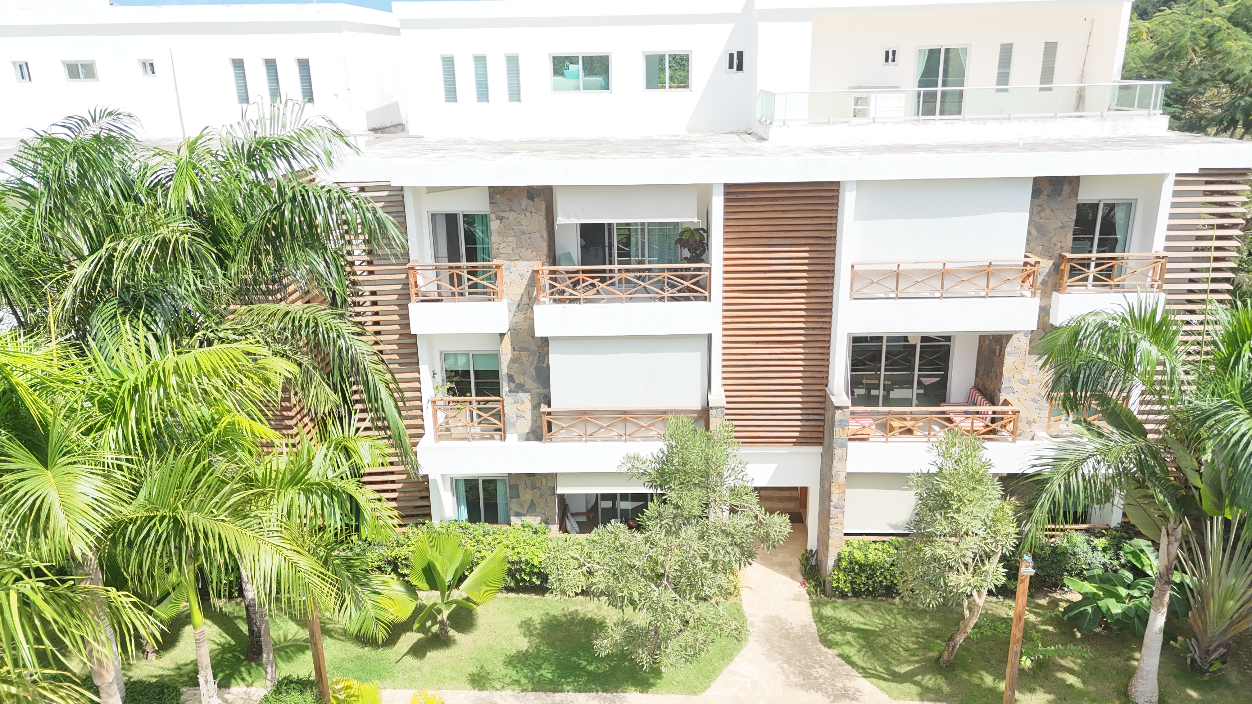 Two-Bedroom Apartment in a Private Gated Community — Just 5 Minutes from the Beach