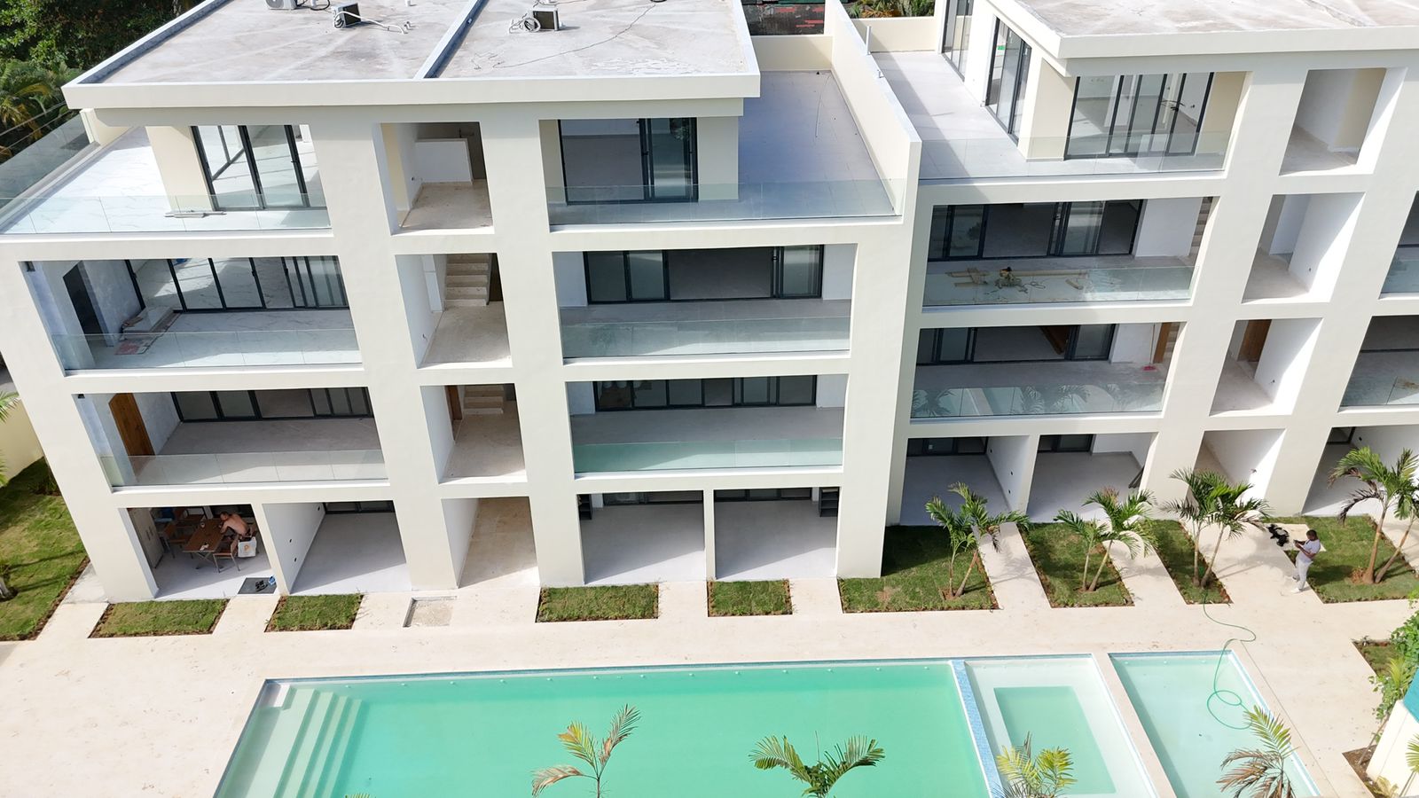 Last available 1-bedroom penthouse with ocean view in this project.