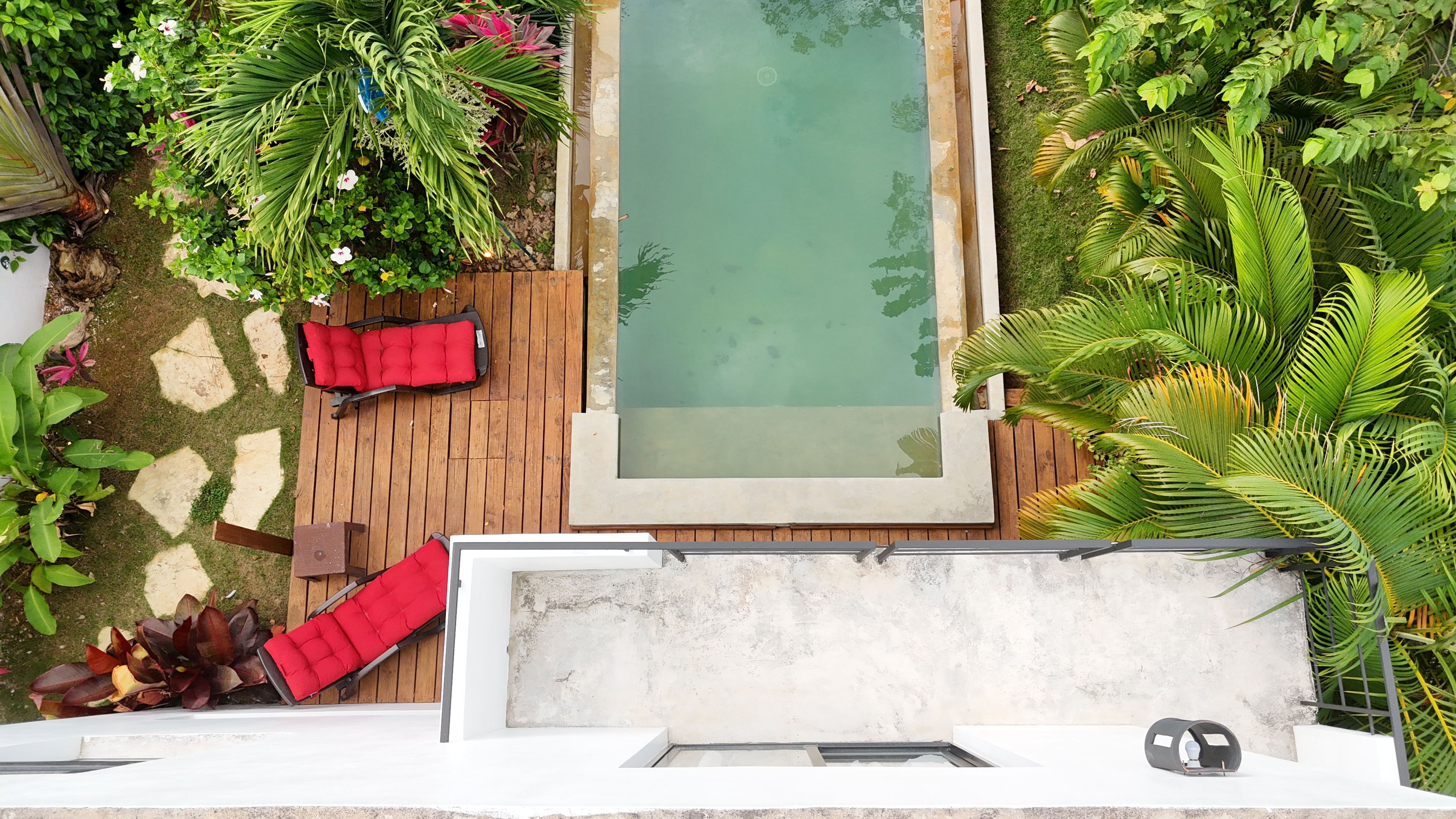 Modern Home with Private Pool and Spacious Outdoor Areas