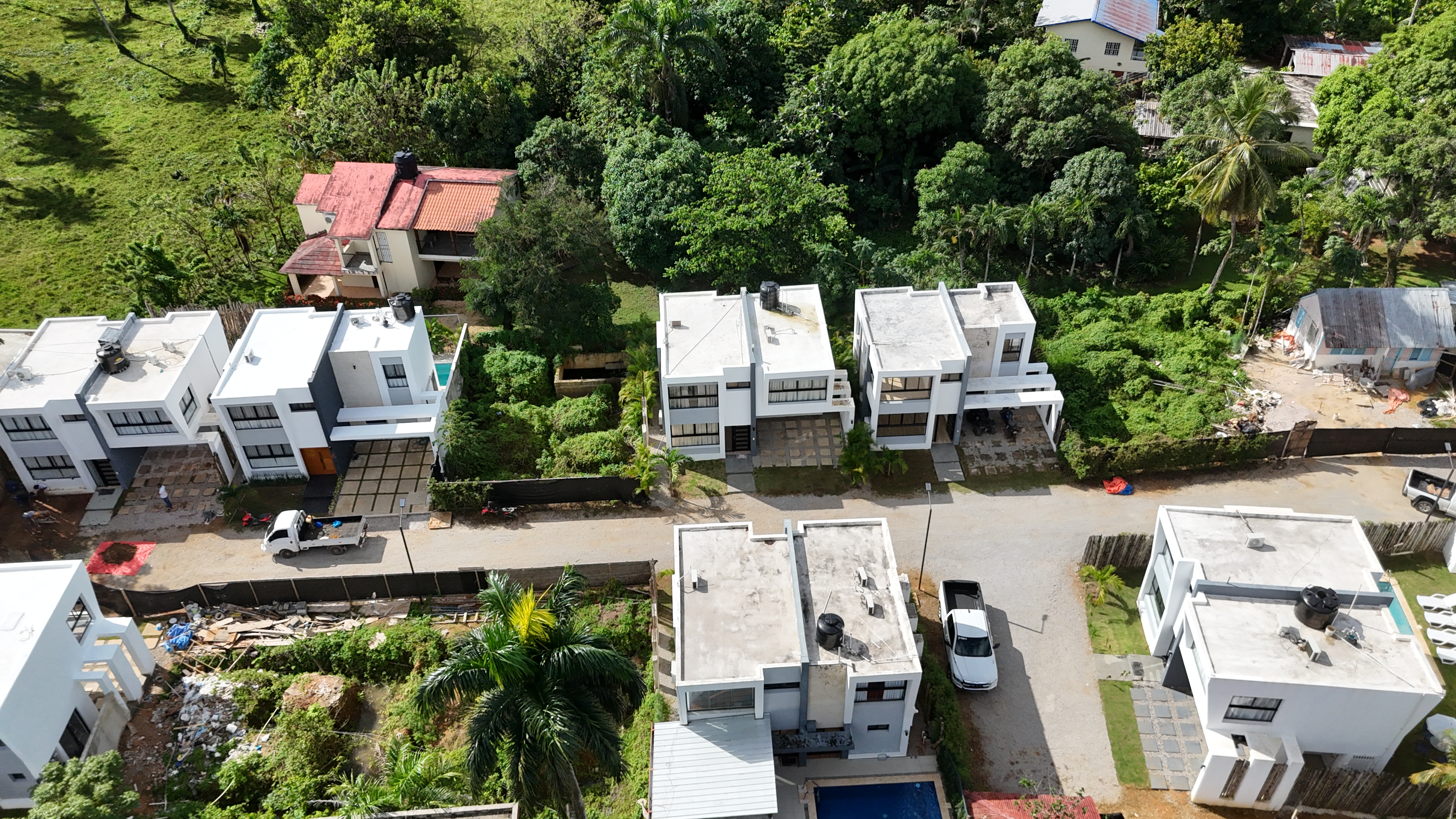 Only 7 minutes from the beach.