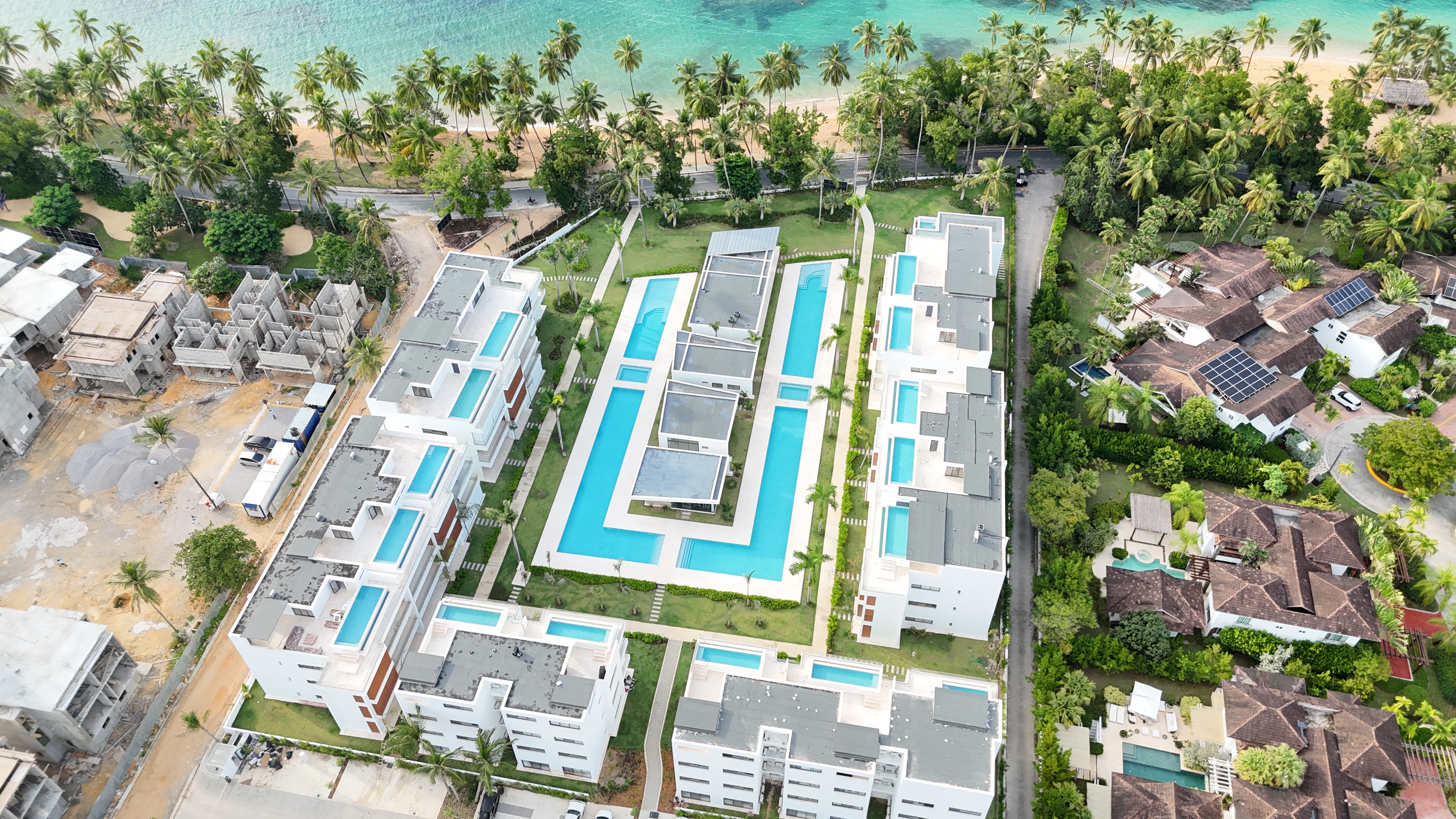 Absolute Exclusivity – Frontline Apartment at  Portillo Beach