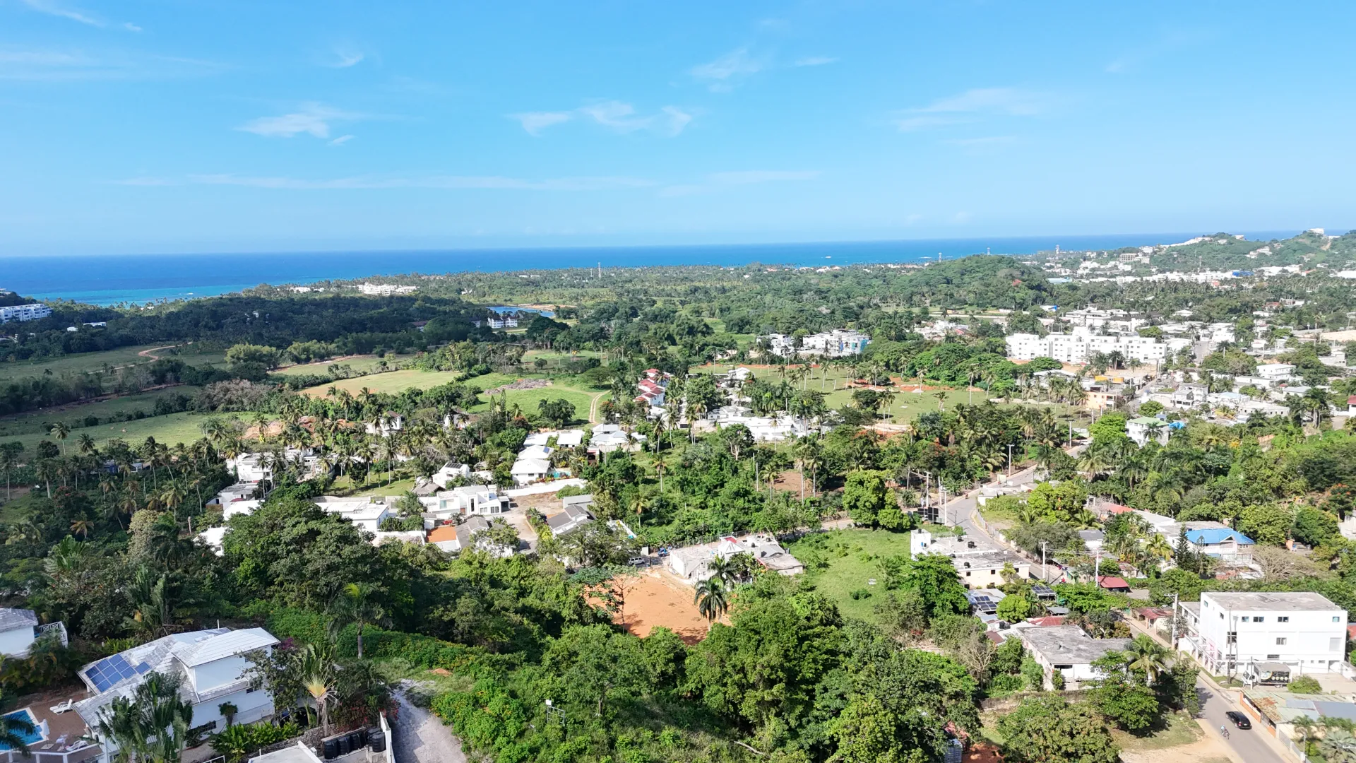 Ocean View Lots on a Hill , 3 Minutes from the Beach