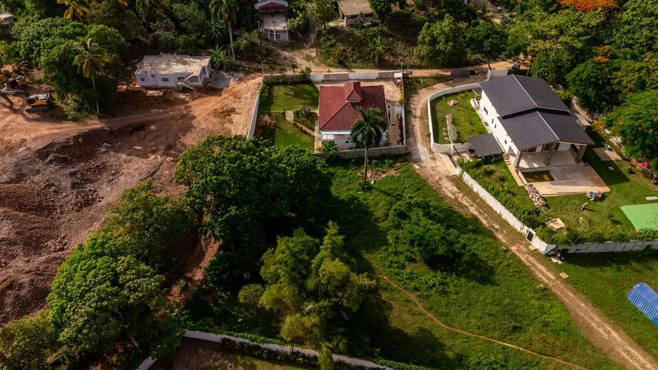 Terreno de 1,054 m² en Playa Bonita, LAS TERRENAS.