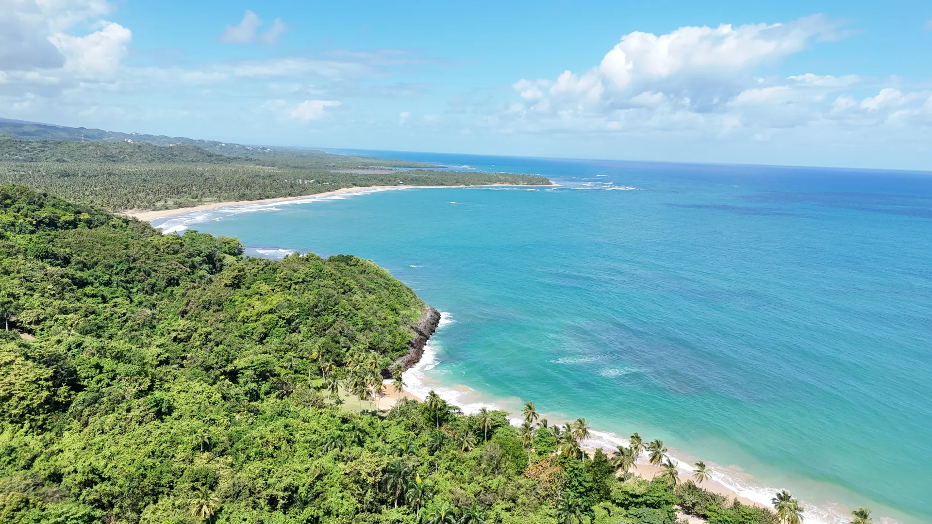 11,445 m² land located in El Limón, just 5 minutes by car from Playa Morón