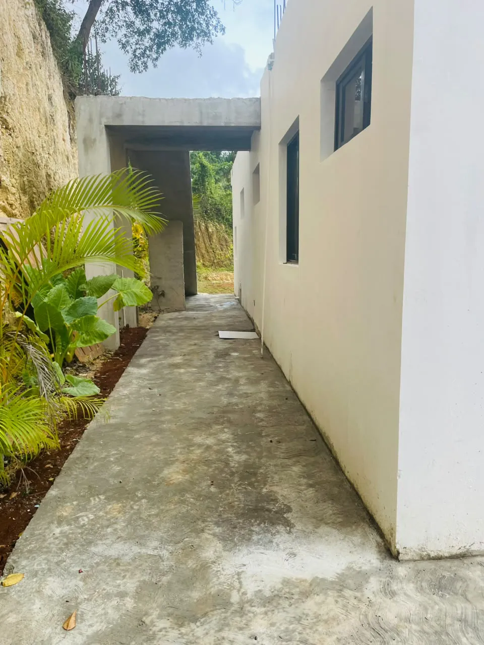 **Acogedora Casa de 2 Habitaciones con Amplio Jardín en La Barbacoa | Las Terrenas**