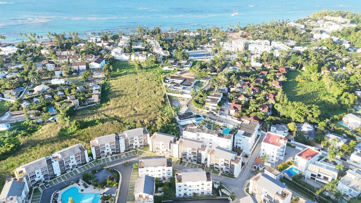 Spacious Apartment with Private Patio in Prime Location – Las Terrenas