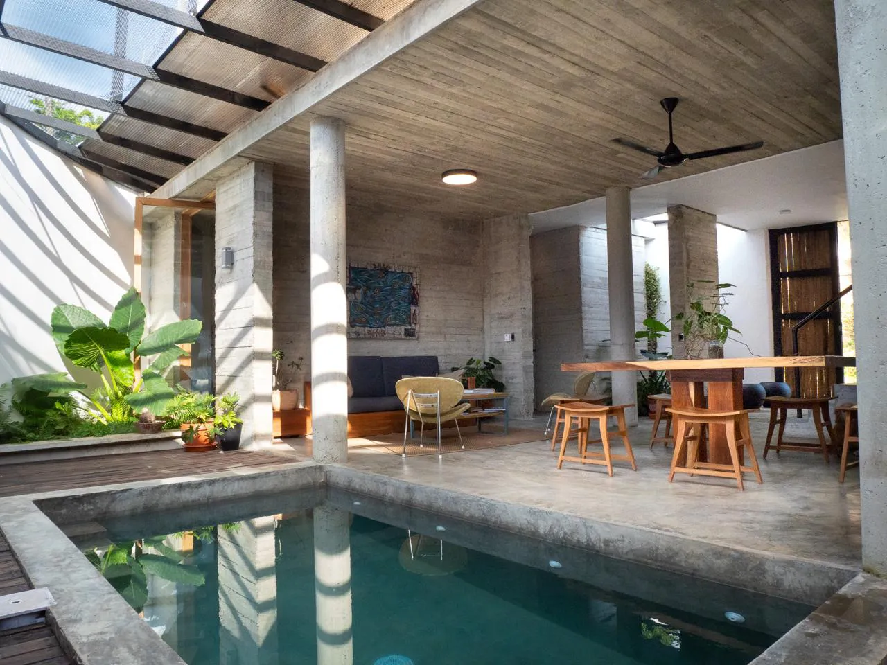 Rare Colonial Gem: Prime Turnkey Home with Zero HOA Fees & High Yield Potential