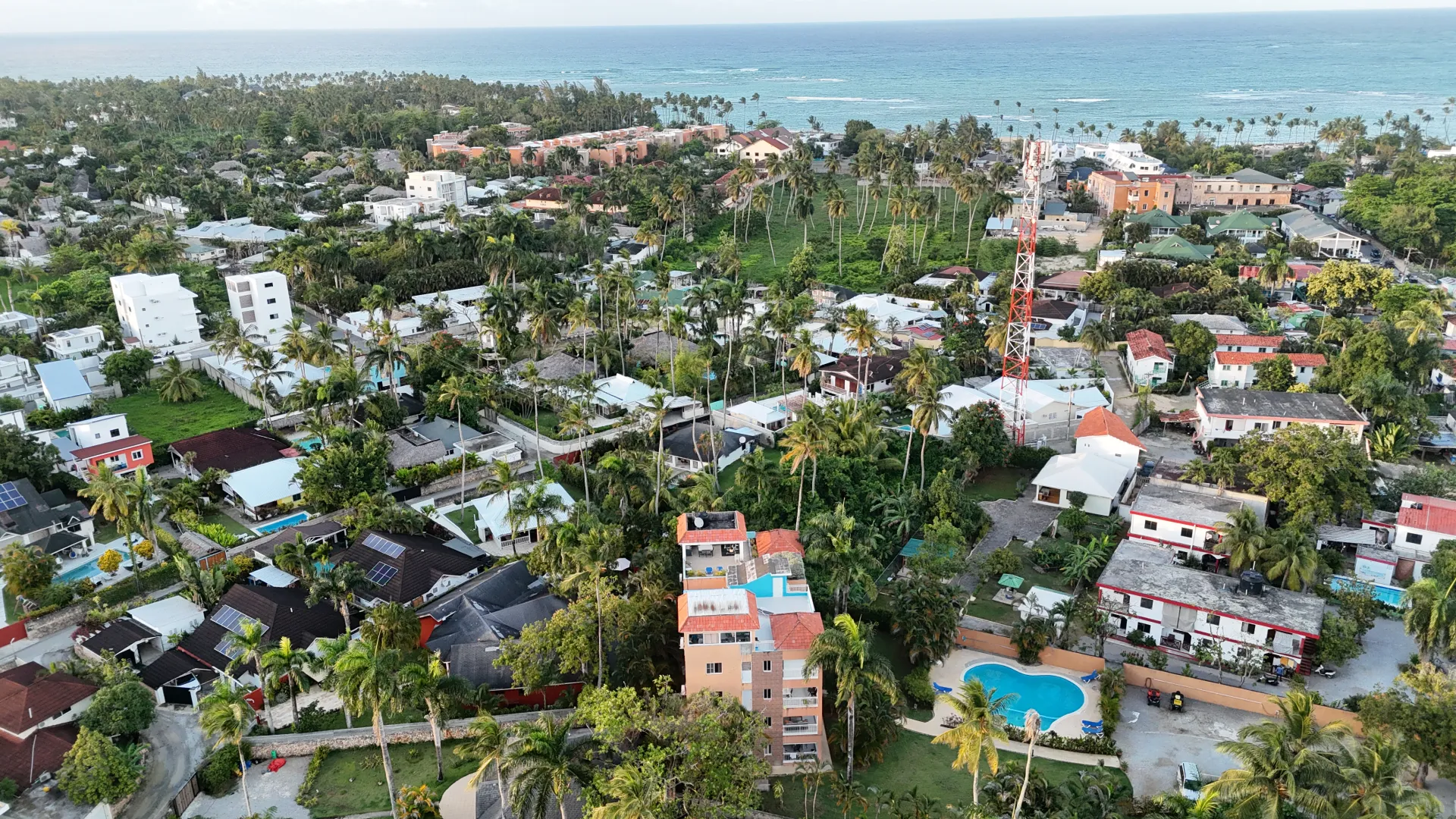 Comfortable Two-Level Home with Pool — Walking Distance to the Beach