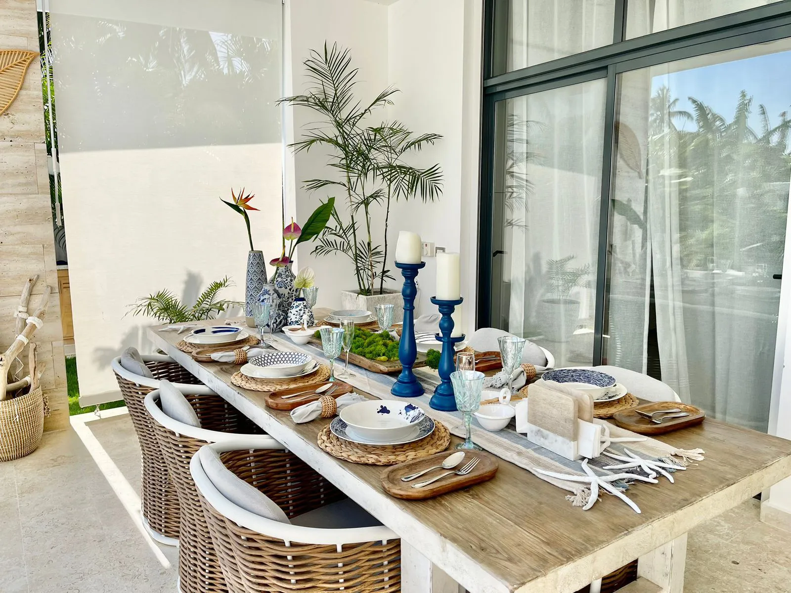 Villa de Lujo y Privacidad Absoluta a Pasos de Playa Punta Popy LAS TERRENAS,  $640 USD / noche.