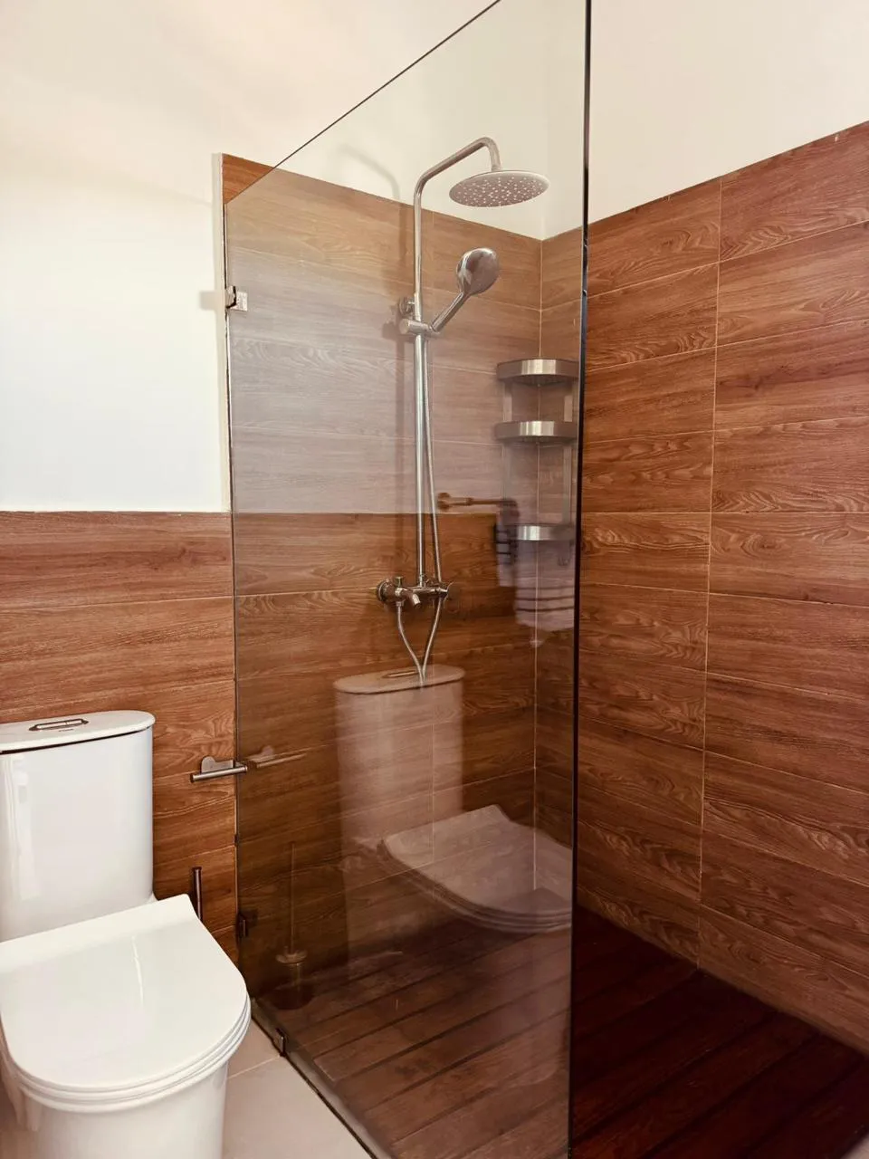 CONFOTUR Opportunity: 215 m² Fully Furnished Condo 200m from Beach in Las Terrenas