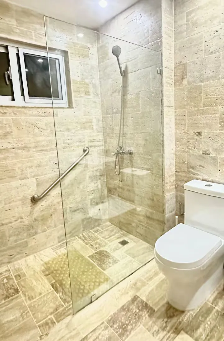 Two-Bedroom Apartment in a Private Gated Community — Just 5 Minutes from the Beach