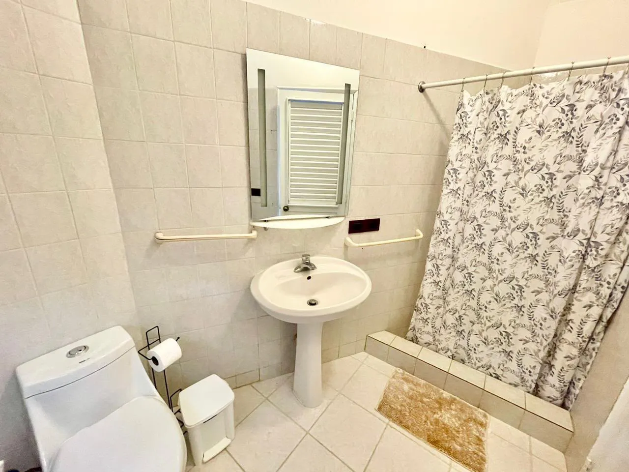 Long-Term Rental Near Playa Bonita: 3-Bedroom Villa with Private Pool & Garden in Las Terrenas